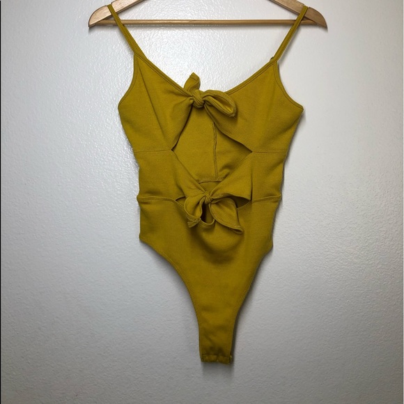 Etophe Studios Yellow Sleeveless Body Suit - Picture 2 of 8